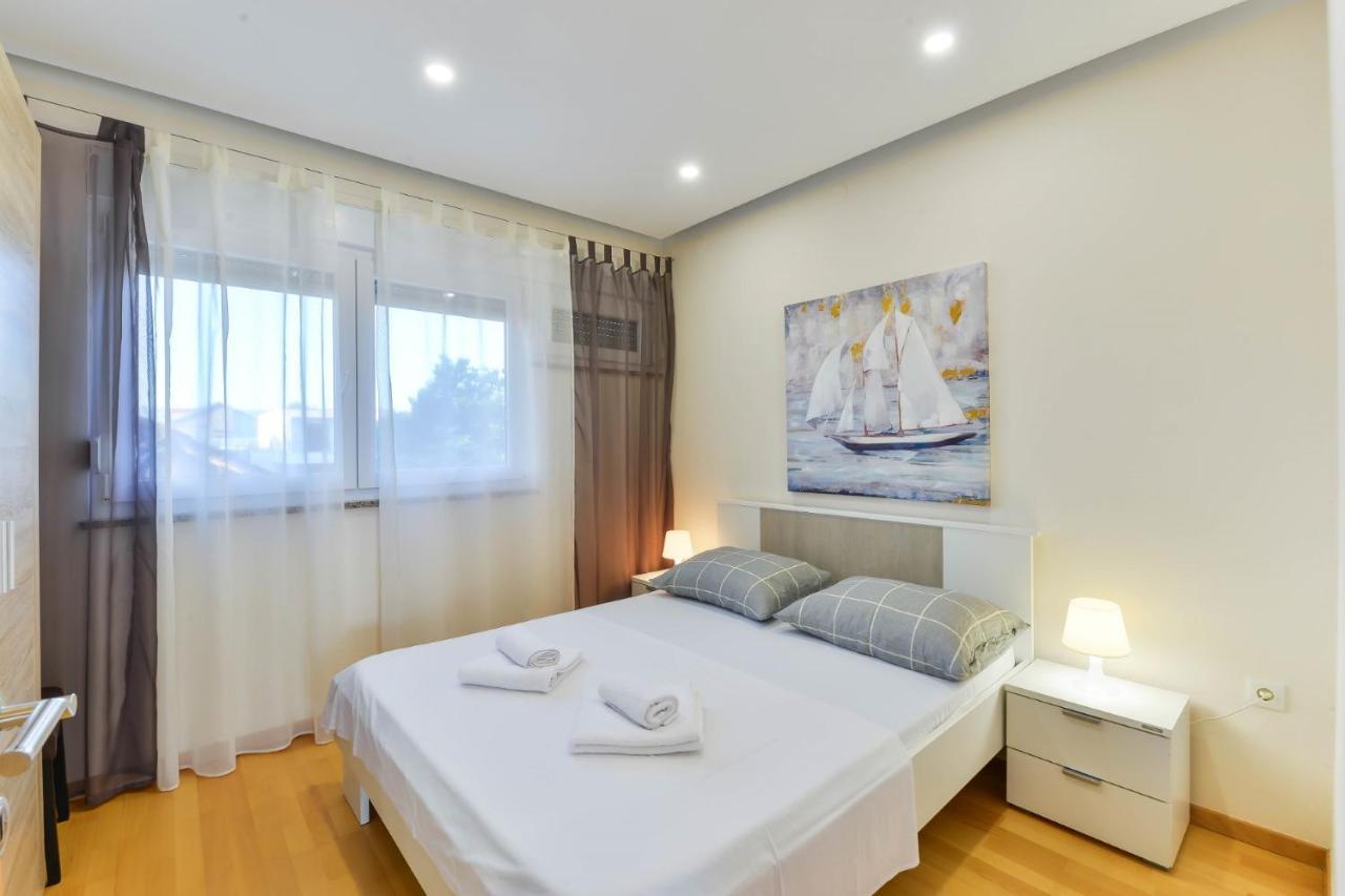 Modern Apartments Punta With Sea View- By Ta Leut Agency Privlaka  Exterior foto